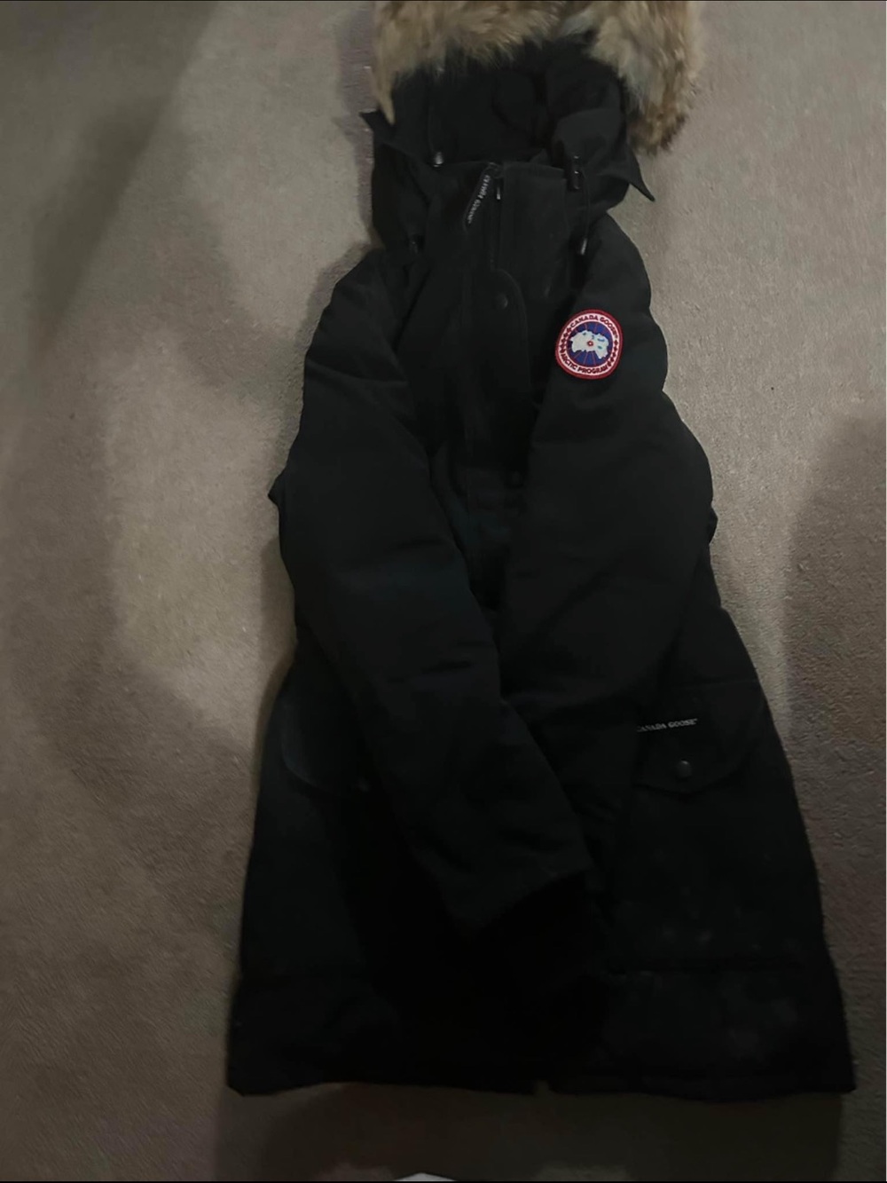 Black Women's Puffer Parka with Faux Fur Hood - Canada Goose